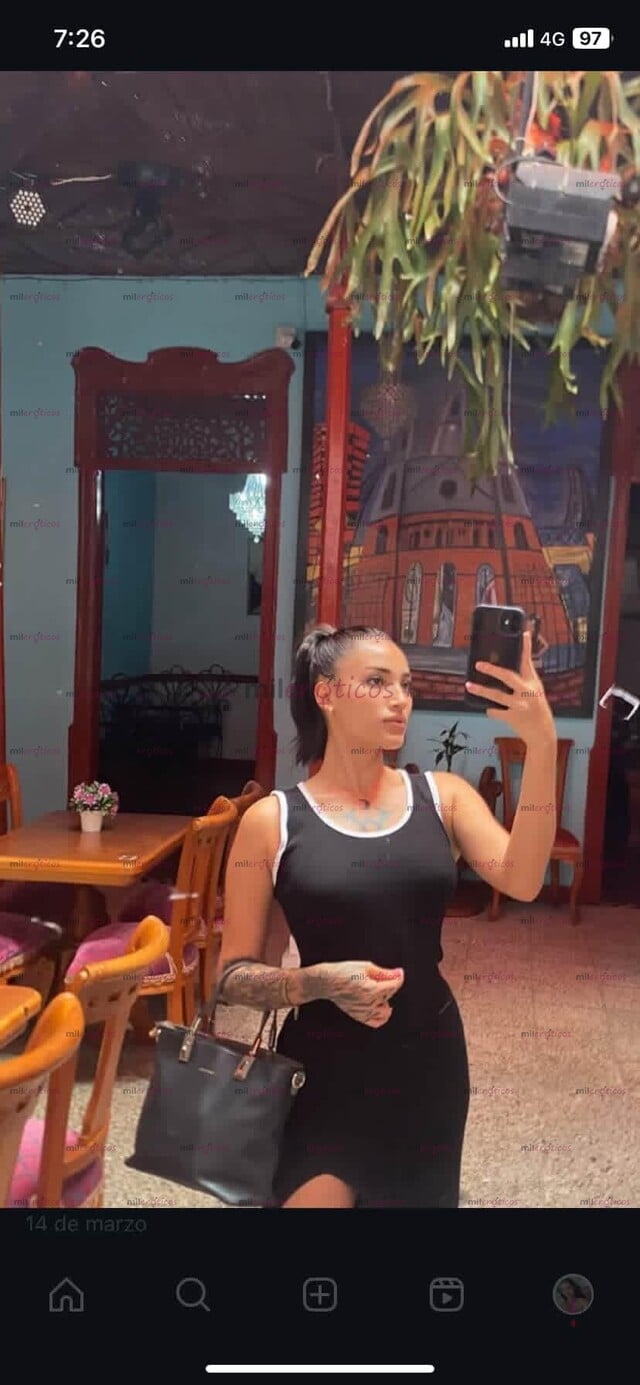 FOTOS DE SOY FLACA ELEGANTE CALIENTE Y MUY TIERNA