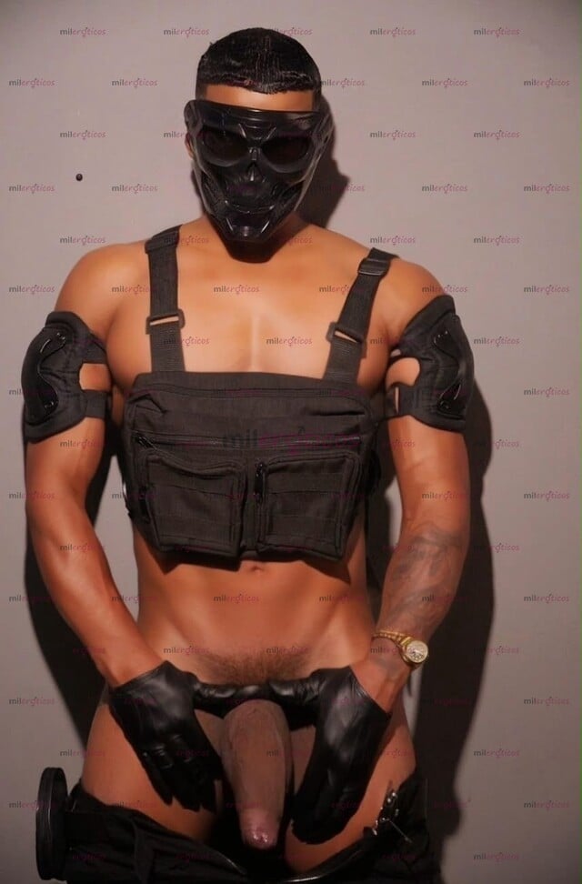 FOTOS DE NEGRO ACTIVO XXL FIESTERO SECCIONES LARGAS PARA PASIVOS SUMISOS AGUNTADORES