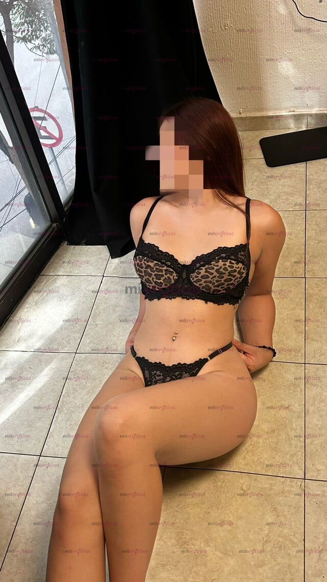 FOTOS DE CLOE HERMOSA TENGO 20 AÑOS CUERPO SUAVE Y BELLO CON SENOS DELICADOS Y SUAVES