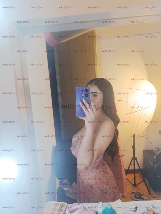 FOTOS DE TETONA Y CULONA RICA Y COMPLACIENTE JOVEN DESDE 50 FETICHES Y SQUIRT