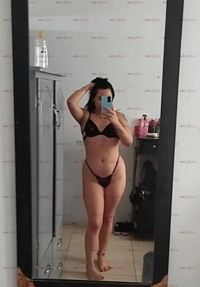 FOTOS DE LINDA NENA MUY CALIENTE, DESCOMPLICADA, DISPUESTA A DARTE PLACER CON APTO NORTE