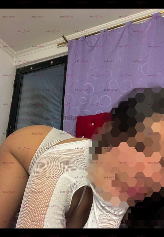 FOTOS DE MÁQUINA SEXUAL...PLACER, PASIÓN Y LUJURIA CON ESTA PUTITA CALIENTE