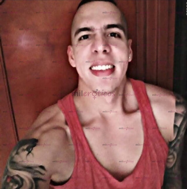 FOTOS DE LUCAS MACHO ARRECHO ALTO VERGON GOLOSO ATIENDE MUJERES TRIOS MASAJES FETICHES