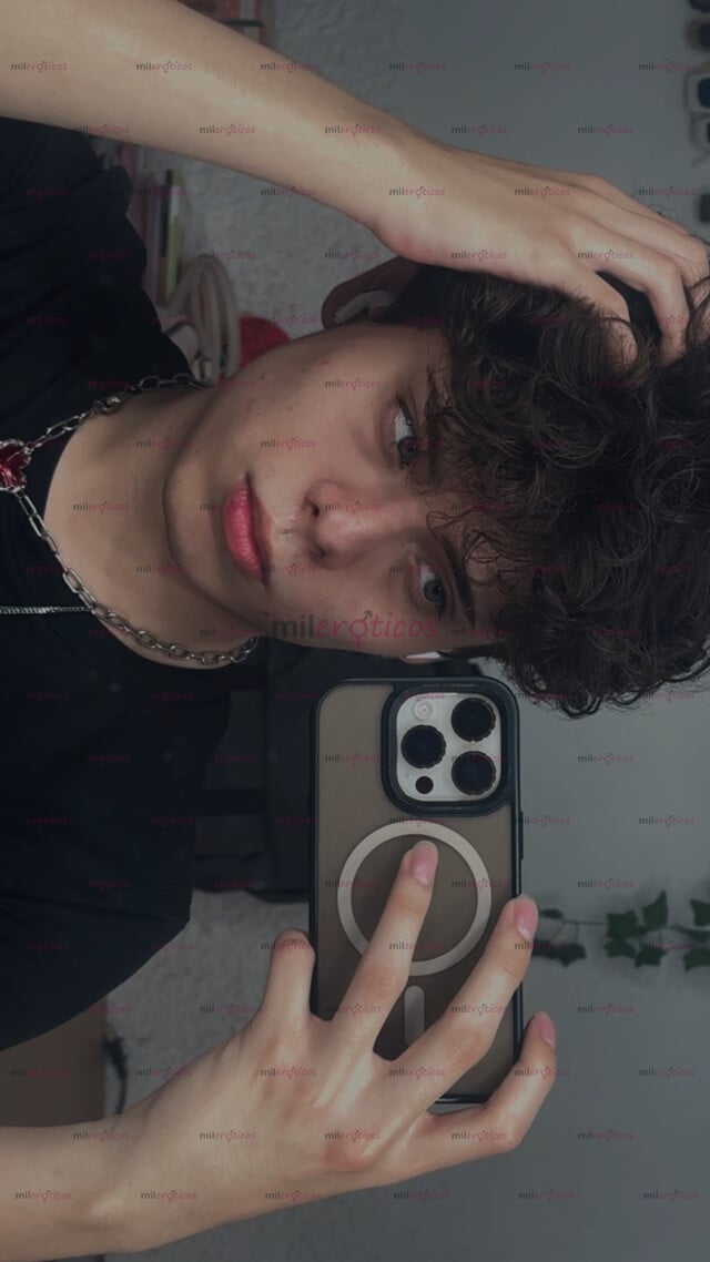 FOTOS DE JOVEN TWINK COMPLACIENTE Y MORBOSO, LISTO PARA SATISFACER