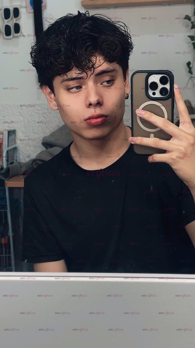FOTOS DE JOVEN TWINK COMPLACIENTE Y MORBOSO, LISTO PARA SATISFACER