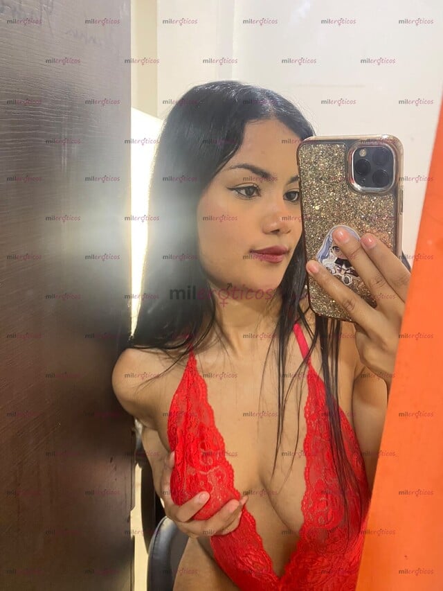 FOTOS DE FLAQUITA, COQUETA Y TIERNA, DISPUESTA A CUMPLIR TUS FANTASÍAS MÁS TRAVIESAS.