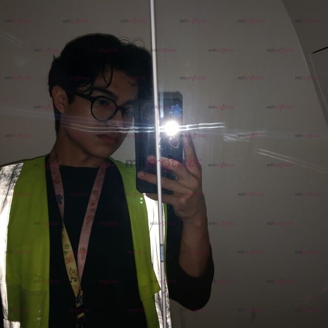 FOTOS DE JOVEN AGUANTADOR DISPO YA DISPUESTO A HACER LO QUE SEA PARA QUE SIENTAS PLACER