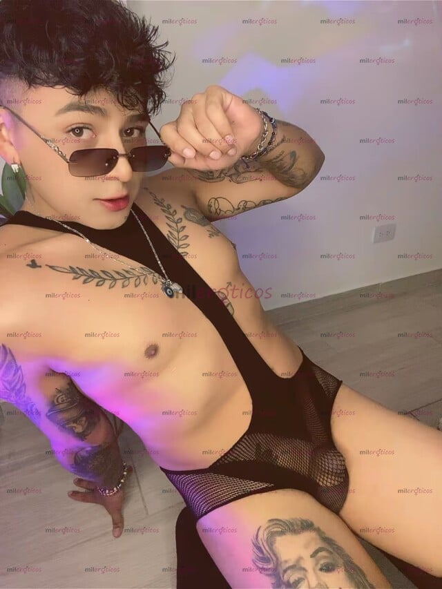 FOTOS DE PUTITO100%VERSATIL COMPLACIENTE CON SITIO 24 7 DISFRUTE DE BUEN SEXO AQUI SITIO