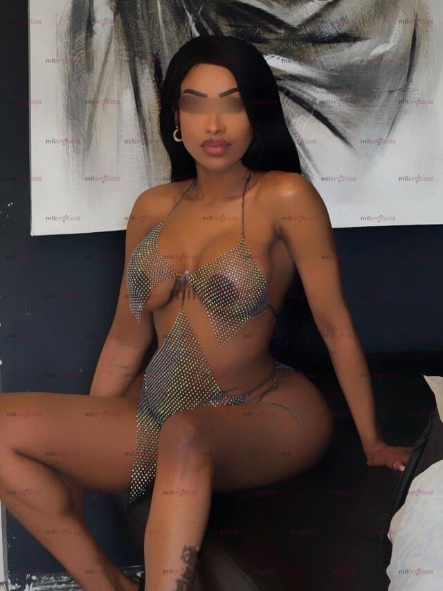 FOTOS DE X POCOS DIAS LA SÚPER EXÓTICA CHOCOLAT DELICIOSA CON VAGINA HOT Y APRETADITA