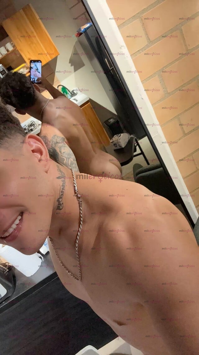 FOTOS DE MONO TATUADO ACTIVO VERGON DE PASO EN TU CIUDAD