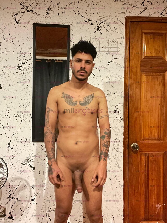 FOTOS DE CHICO LATINO DISPUESTO A COMPLACER TODAS TUS NECESIDADES