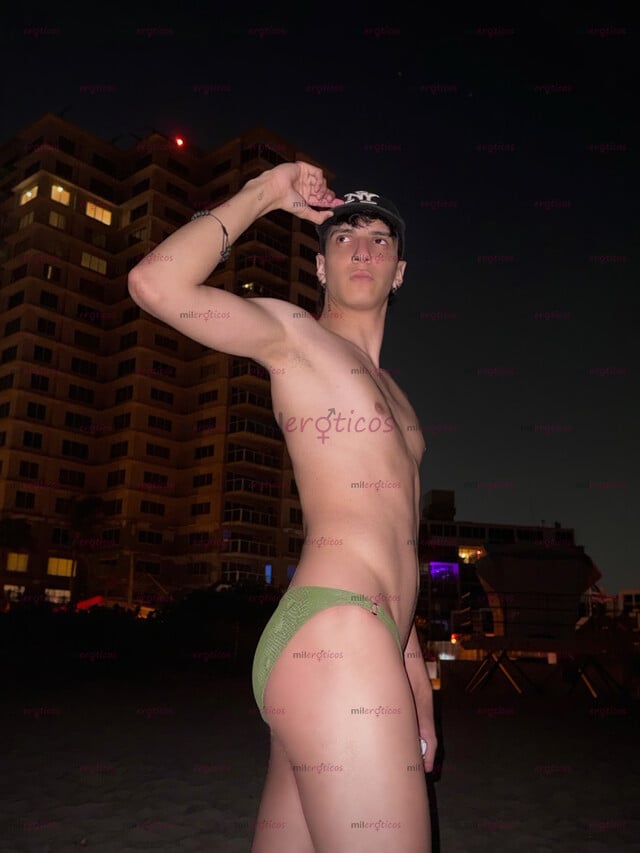 FOTOS DE JANX, CHICO VERS PAS, DELGADO Y ALTO, DISPUESTO A PASAR UN BUEN RATO