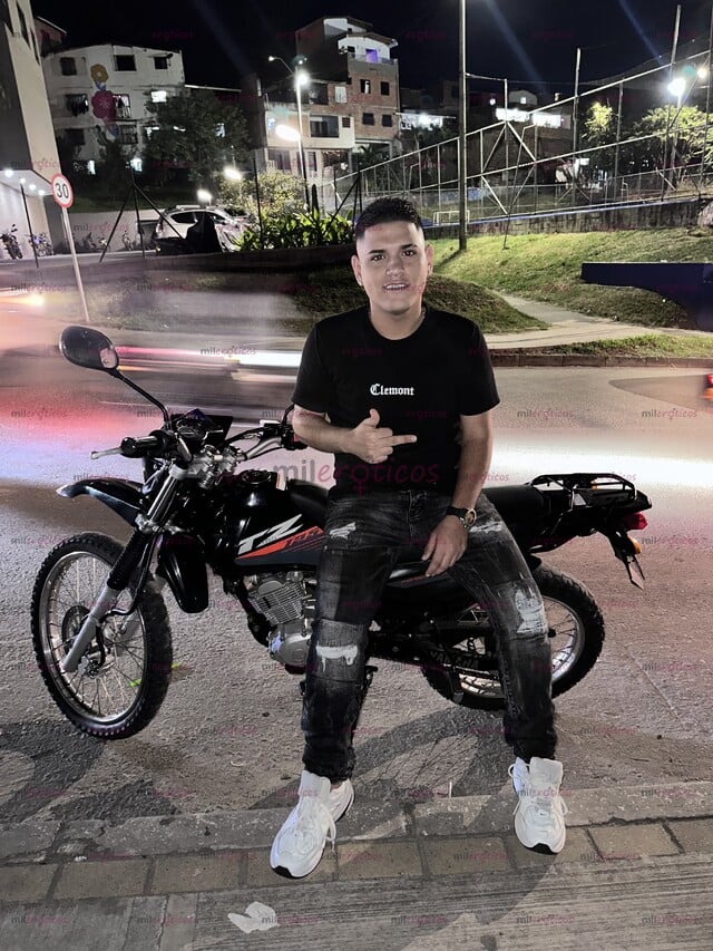 FOTOS DE POLLO 20 AÑOS CON SITIO EN MEDELLÍN, CON CLASE Y MUY DISCRETO