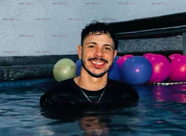 FOTOS DE CHICO LATINO DISPUESTO A COMPLACER TODAS TUS NECESIDADES