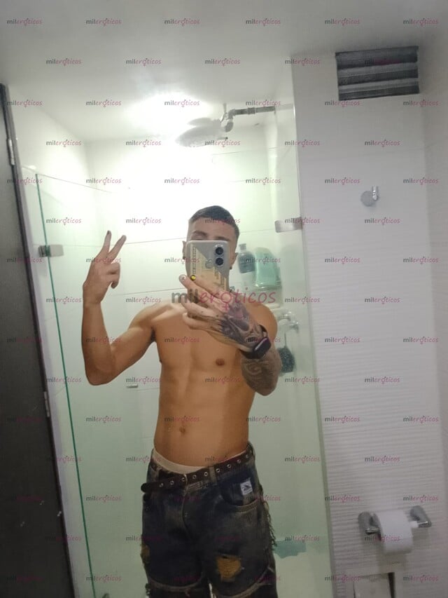 FOTOS DE DE PASO JOVEN DISCRETO PINTA CON SITIO VEN PASA UN MOMENTO DE LUJURIA Y MORBOSO