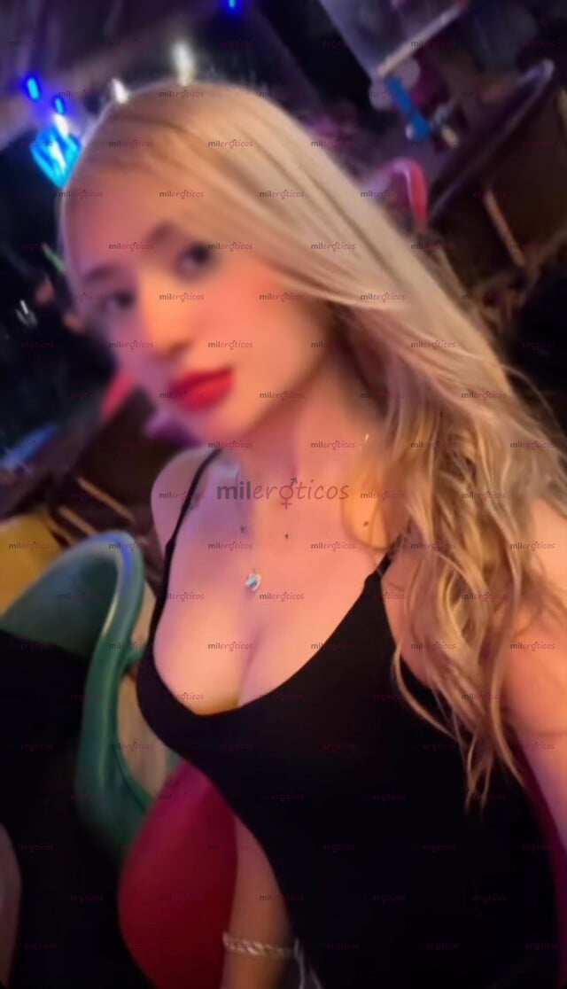 FOTOS DE HOLA BEBÉ SOY CINDY ESTOY A TUS ÓRDENES MI AMOR