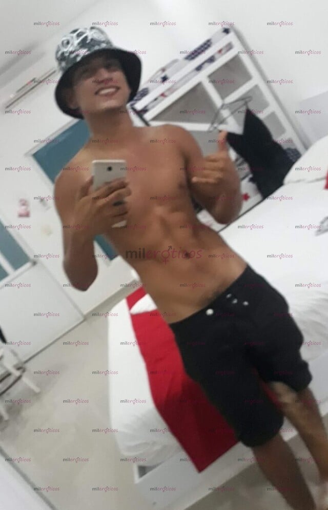 FOTOS DE ESCÁPATE DE LA RUTINA CONMIGO TU CAPRICHO MORENO: PASIÓN SIN RODEOS