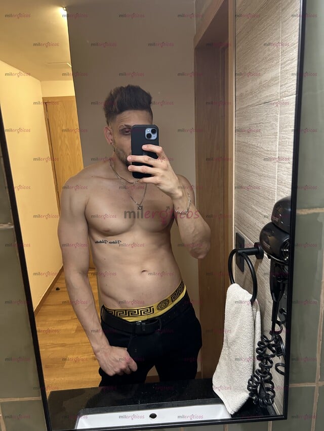 FOTOS DE PENETRANTE VERGA, RICA & LISTA PARA ACCIÓN