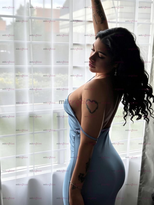 FOTOS DE HOLA SOY ANNIE UNA JOVEN UNIVERSITARIA GIMNASTA