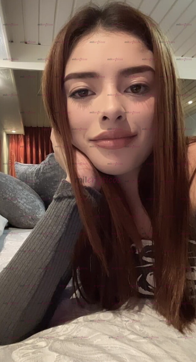 FOTOS DE HOLA ME LLAMO JULIA RECIÉN LLEGADA A TU CIUDAD