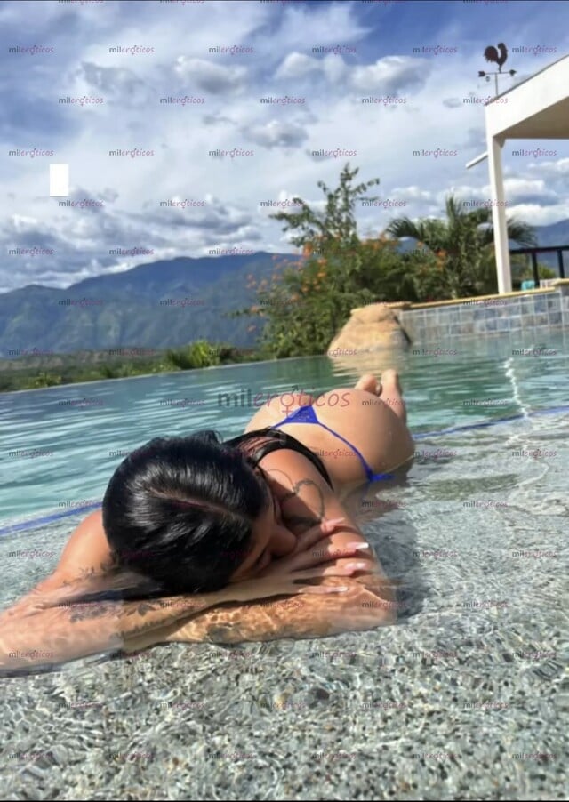 FOTOS DE HOLA SOY ANNIE UNA JOVEN UNIVERSITARIA GIMNASTA