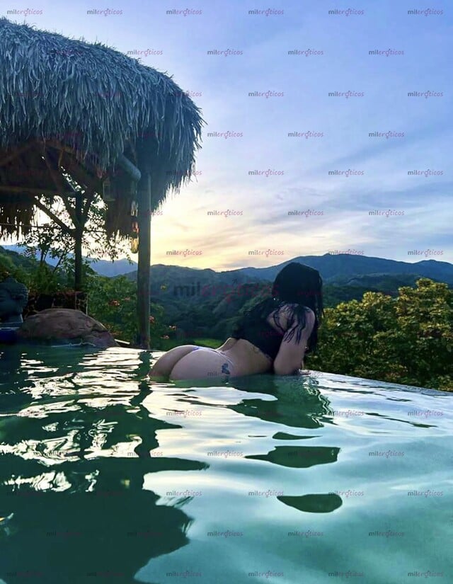 FOTOS DE HOLA SOY ANNIE UNA JOVEN UNIVERSITARIA GIMNASTA