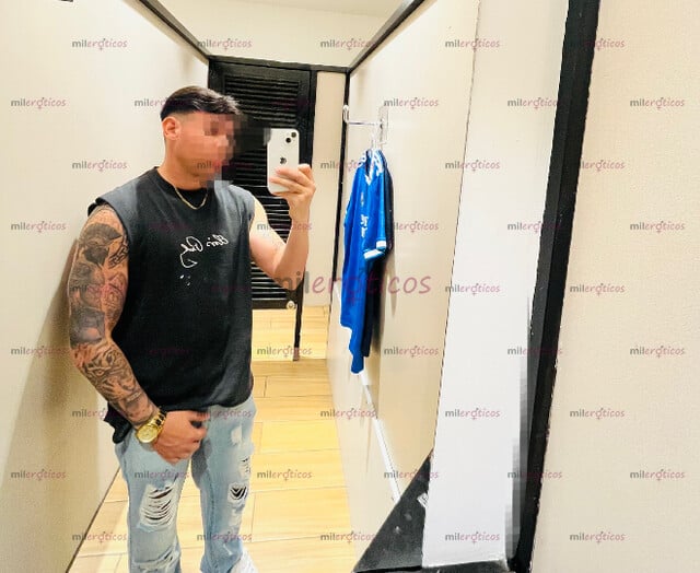 FOTOS DE TATUADO RICO CALIENTE DISPONIBLE PARA COMPLACERTE
