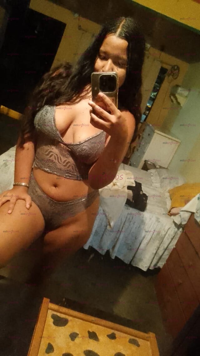 FOTOS DE MORENA RICA CON GANAS DE SACARLE LA LECHE A TODOS