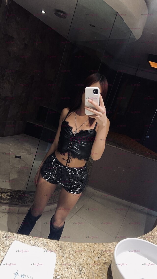FOTOS DE AYTANA NIÑA DE 19 AÑOS TRANS LINDA Y DELGADA