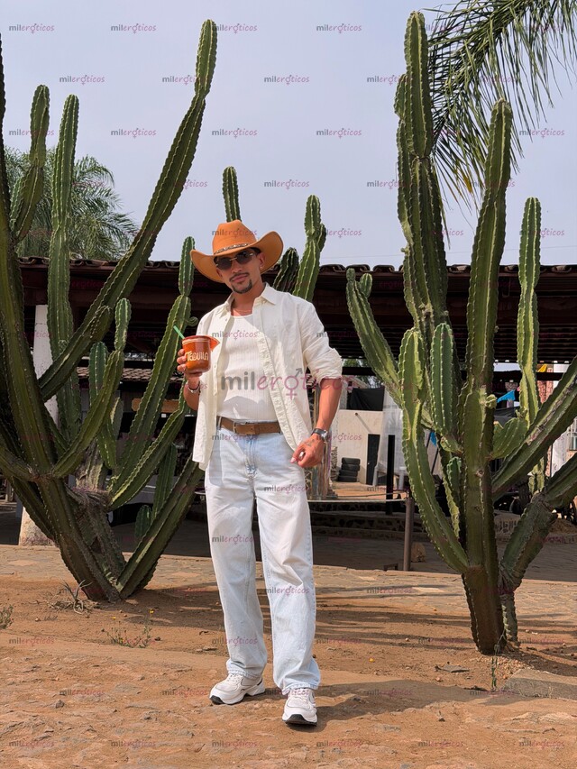FOTOS DE MACHO COLOMBIANO LECHERO. ACTIVO COMPLACIENTE Y DIVERTIDO.