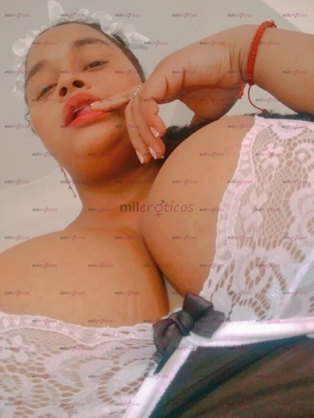 FOTOS DE NUEVA MORENA TETONA NATURAL CALIENTE CON GANAS DE MUCHO SEXO POCOS DÍAS