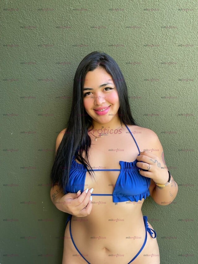 FOTOS DE TROCITA DELICIOSA CON TRATO DE NOVIOS Y DELICIOSO ORAL PROFUNDO Y ENSALIVADO