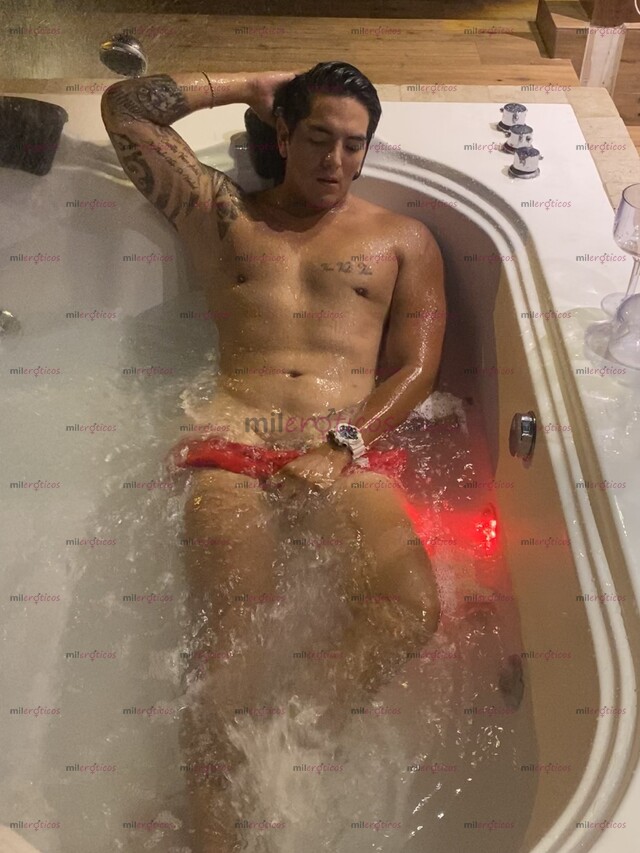 FOTOS DE ARGENTINO EXTRANJERO ACTIVO MACHO DOMINANTE GUAPO Y VERGON 20 CM. COMPLACIENTE