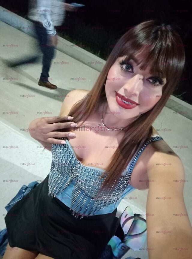 FOTOS DE NACI BIEN BONITA Y EL MUNDO A DE PAGAR CON MIS RICAS MAMADAS Y SENTONES