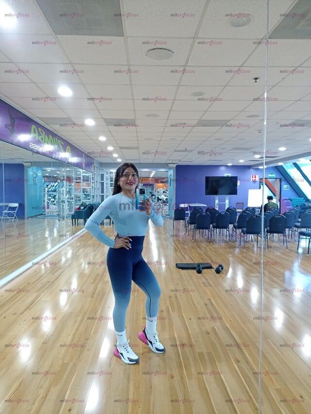 FOTOS DE NACI BIEN BONITA Y EL MUNDO A DE PAGAR CON MIS RICAS MAMADAS Y SENTONES