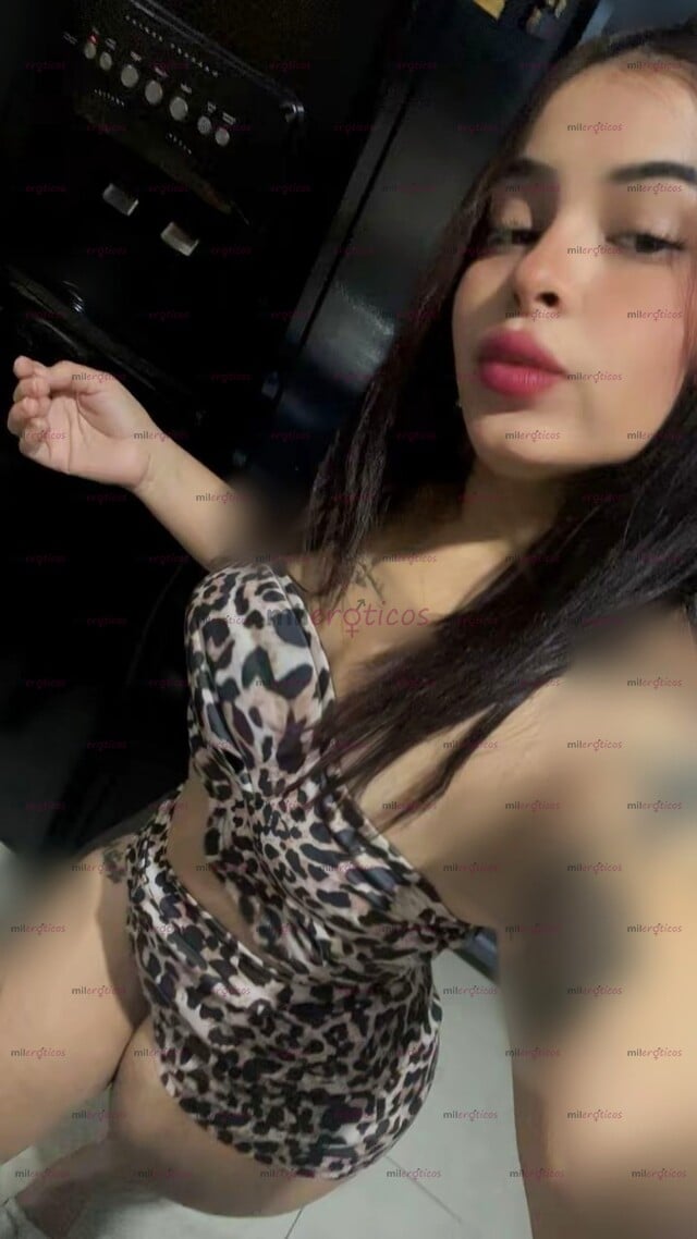 FOTOS DE UNA CHAPARRITA CACHONDA SERÉ TU PUTITA CONTRÁTAME DISPONIBLE 24 7 MI AMOR