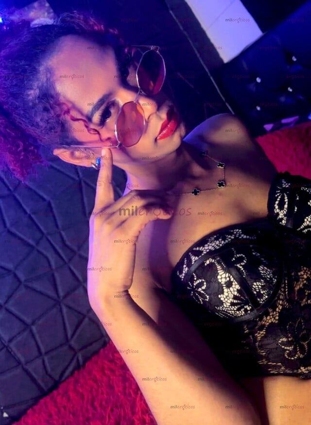 FOTOS DE MORENA DELGADA DISPUESTA A CUMPLIR TUS FANTASÍAS VERGONA VERSÁTIL
