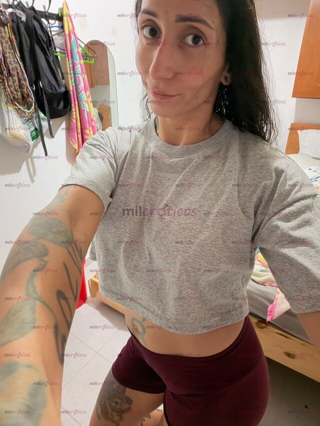 FOTOS DE ZOÉ FLACA FITNESS TATUADA , CACHONDA Y MUY FETICHISTA CON LUGAR
