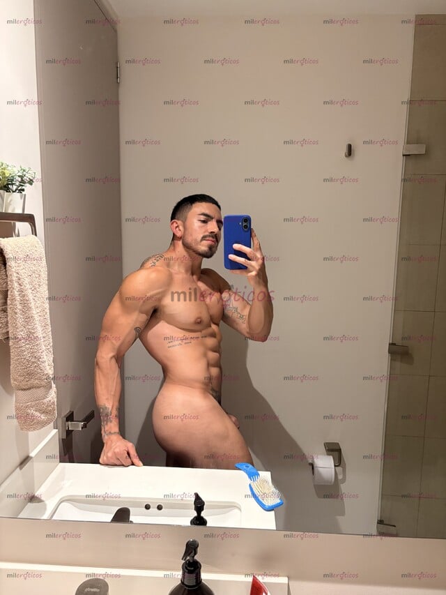 FOTOS DE UN CHICO EDUCADO, COMPLACIENTE Y CON GANAS DE PASARLA MUY RICO