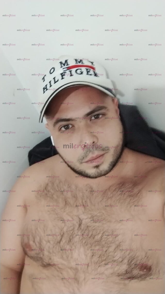 FOTOS DE HOMBRE BUSCA AMIGAS . PARA TENER SEXO DURO Y COMPLACERLOS SACARLAS DE LA RUTINA