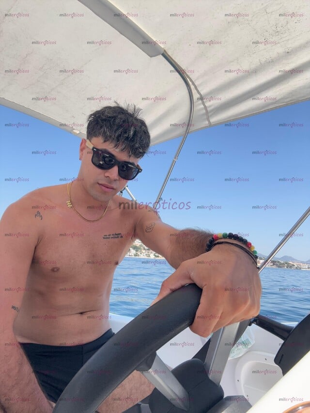 FOTOS DE EXCLUSIVE BOY, VERSÁTIL, COMPLACIENTE. UNA VEZ ME CONOZCA NO QUERRÁS SOLTARME.