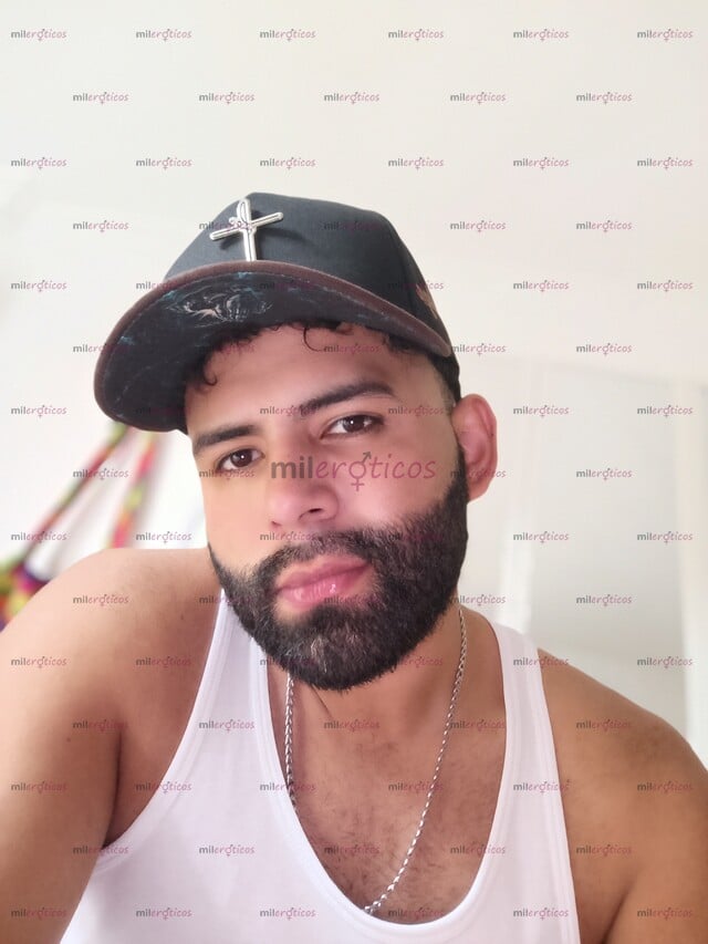 FOTOS DE MORENO VENEZOLANO DESCOMPLICADO RESIDENTE EN MEDELLÍN