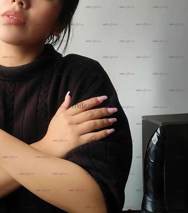 FOTOS DE SOLO PARA BUENOS SUMISOS O MASOQUISTAS. AUTORIDAD FEMENINA