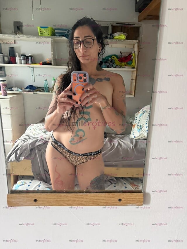 FOTOS DE ZOÉ SOY DE CABELLO NEGRO, FIGURA FITNESS, CARIÑOSA Y DIVERTIDA CON LUGAR