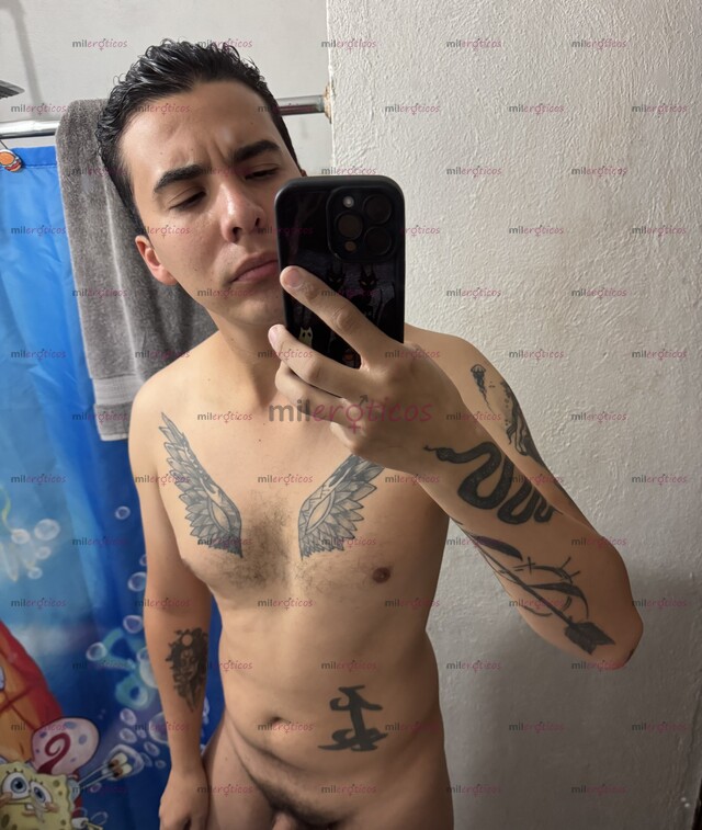 FOTOS DE JOVEN CALIENTE Y COMPLACIENTE. TU DI Y TE OBEDEZCO.