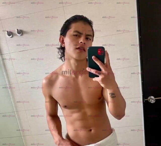 FOTOS DE STRIPPER GIGOLO CALIENTE A DOMICILIO EN BOGOTÁ ESCRIBE AL WHATSAPP PARA MÁS INFO