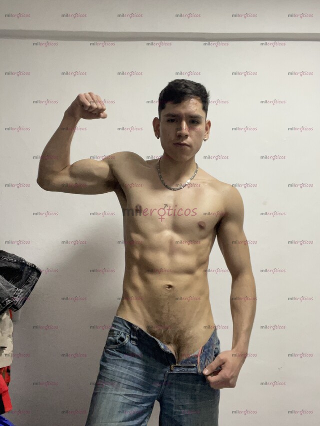 FOTOS DE CULO Y PIERNAS PELUDAS PARA QUE CHUPES Y ESCUPAS