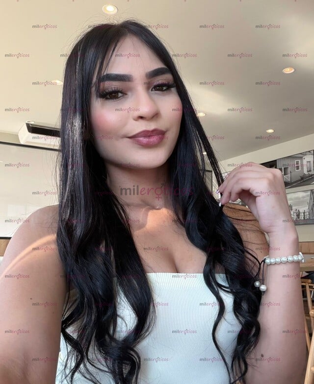 FOTOS DE BELLEZA, ELEGANCIA Y SATISFACCIÓN SOLO CONMIGO MI AMOR