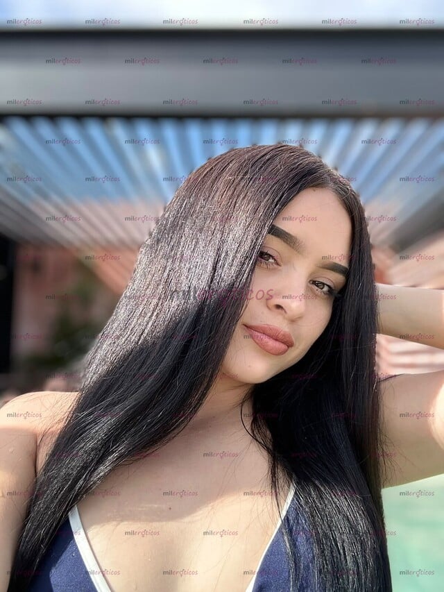 FOTOS DE HOLA AMOR MI NOMBRE ES VALERIA SOY UNA CHICA BLANQUITA PETIT