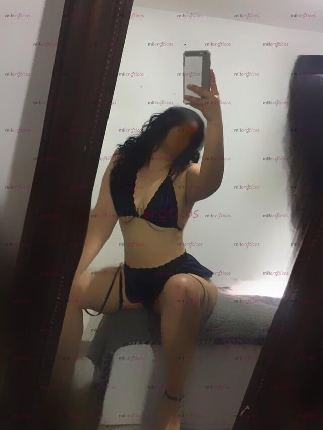 FOTOS DE YAMILETH EXPERTA EN CHUPARLA CALIENTE COMO EL CAFÉ DELICIOSA AL MISMO TIEMPO